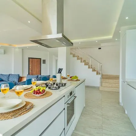 Вилла Luxury With Pool In Kalkan *