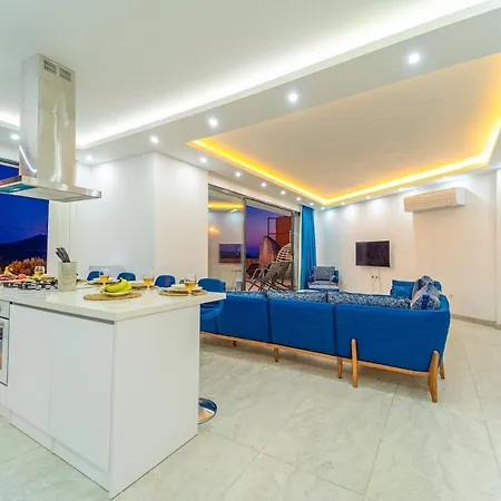 Вилла Luxury With Pool In Kalkan