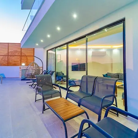 Вилла Luxury With Pool In Kalkan *